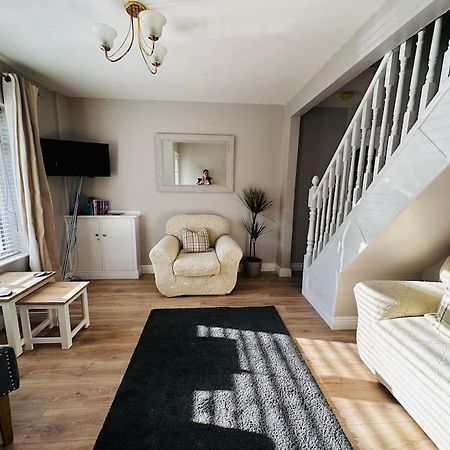 Gaeltacht Quarter Cosy Home Белфаст Екстериор снимка